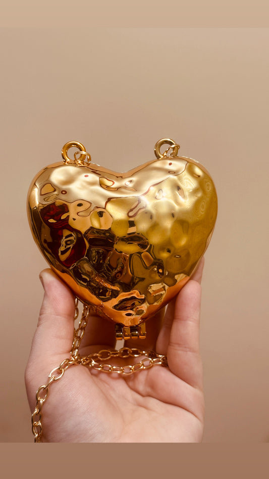 Heart golden clutch marbal